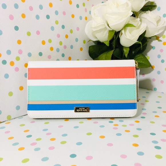 kate spade Handbags - Kate Spade eden street Lacey wallet.